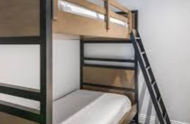 Emerald Grande 2 Bedroom Loft!