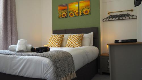 Emerald House - TV in every bedroom!