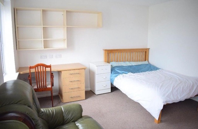 En-Suite Room Stay Bangor