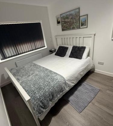En-suite Room with Independent Entrance.