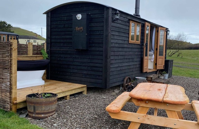 En-suite Shepherds Huts