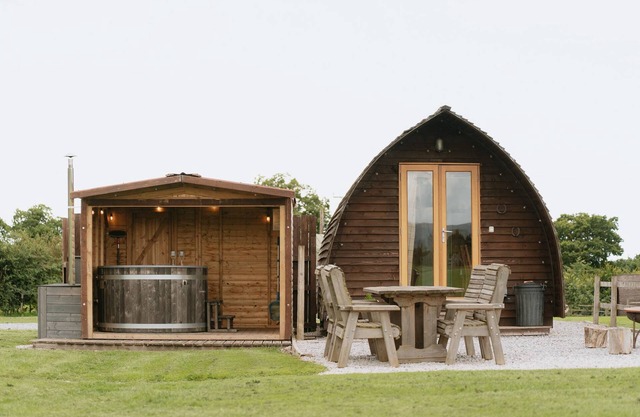 Standard-Hot Tub-Cabine-Douche
