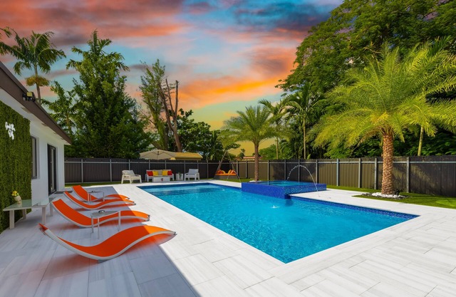 Encanto Luxury Home