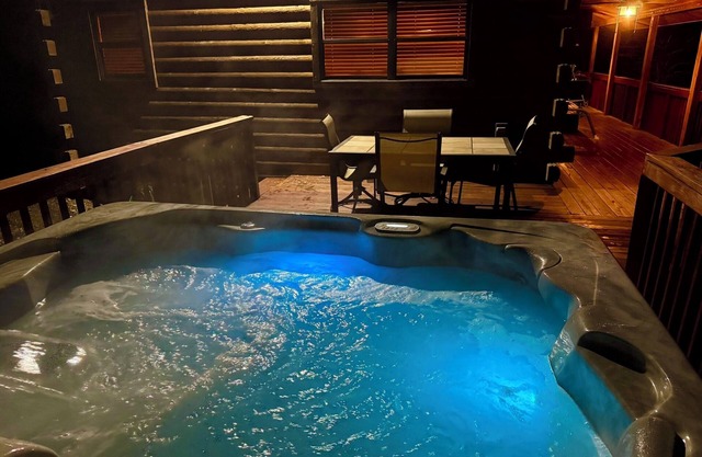 Cabine de luxe avec terrasse panoramique et bain à remous
