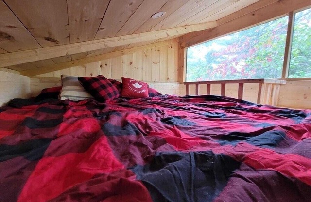Enchanting Cabin In The Woods