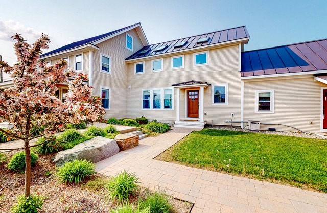 Enchanting farmhouse with a hot tub, grill, children's items, & mountain views