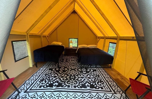 Enchanting Off=Grid Glamping Tent @ Dagger's Ravine