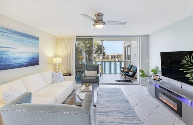 Endless Summer,Jupiter Walk to Beach & Restaurants!
