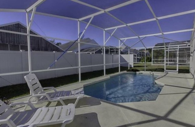 Enjoy 04 Beds with pool near Disney