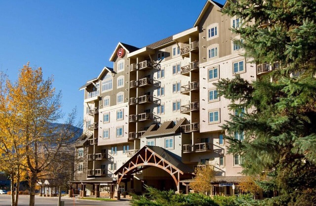 Enjoy 1BD vacation condo just steps away from tons of activities in Vail Valley
