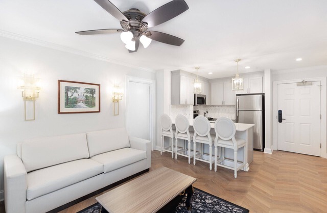 Enjoy a 2BR luxurious villa @ Williamsburg Westgate Resort.