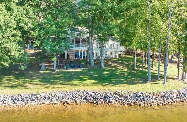HERON HOUSE--20% OFF REMAINING WEEKLY RENTALS IN JUNE!!