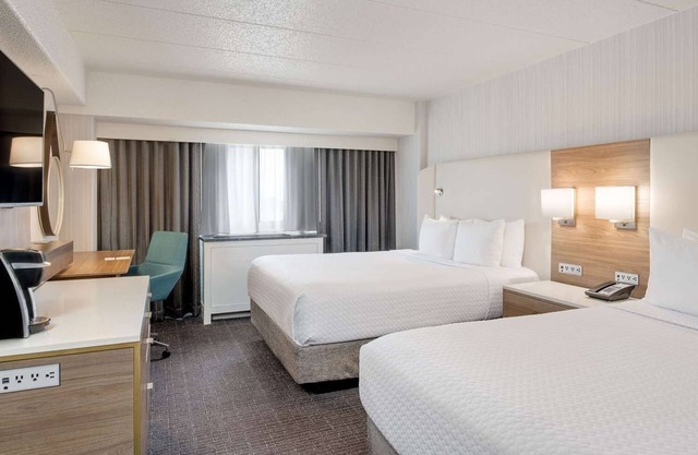 Enjoy a Hassle-Free and Suiting Stay! 2 Modern Units, Pet-Friendly!