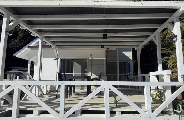 Enjoy a relaxing BBQ on the spacious deck Relax i / Isumi Chiba