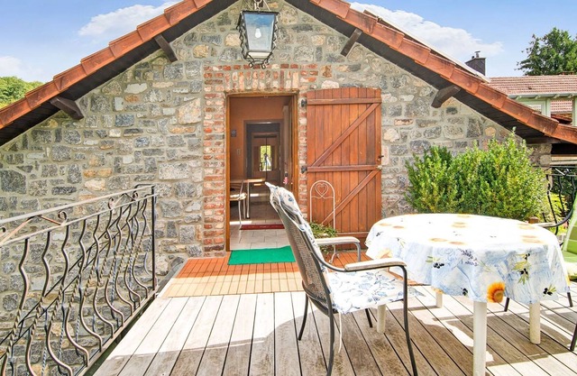 Appartement à Érezée avec terrasse