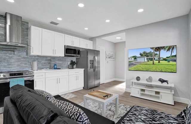 Enjoy a stylish, relaxing, luxurious experience at this centrally-located Luxury Vacation Home
