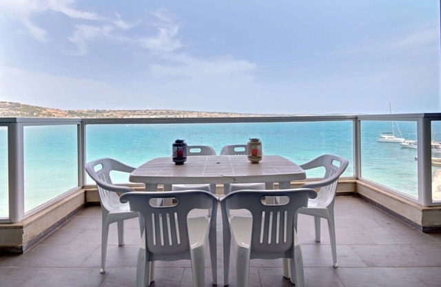 Enjoy Beach Sea Views in a Modern 3 BR APT - 4