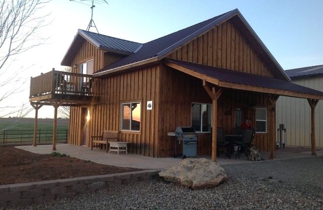 Profitez de la cabine sur une ferme en activité! 1 heure à Telluride, 1 h 5. à Moab, Utah.
