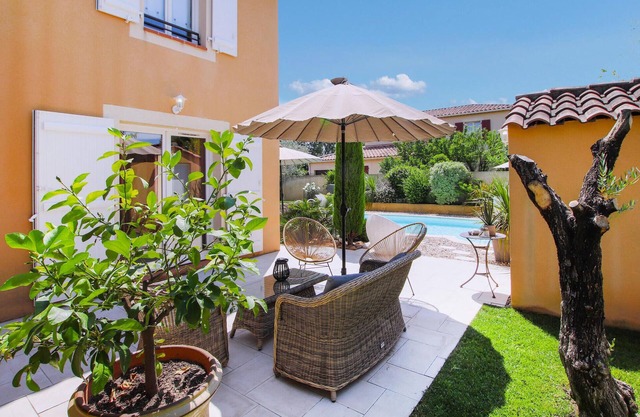 Enjoy comfort, good facilities and space in this beautiful vacation home with swimming pool.