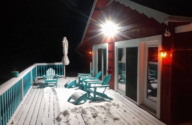 Nouveau pour 2019! Chalet confortable à dix minutes de Jay Peak, + 2 billets de remontée