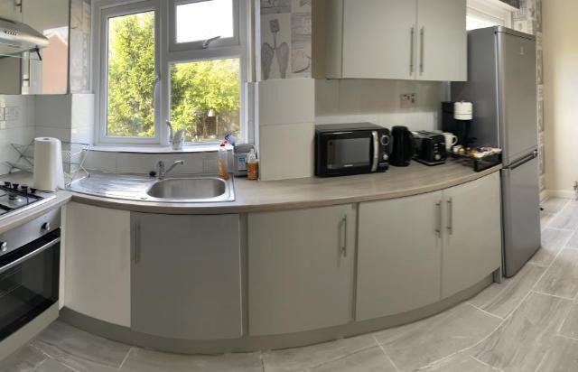 London four bed Apartment with garden