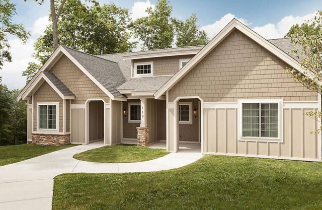 Enjoy the Blue Ridge Mountains in this 2BD condo resort retreat