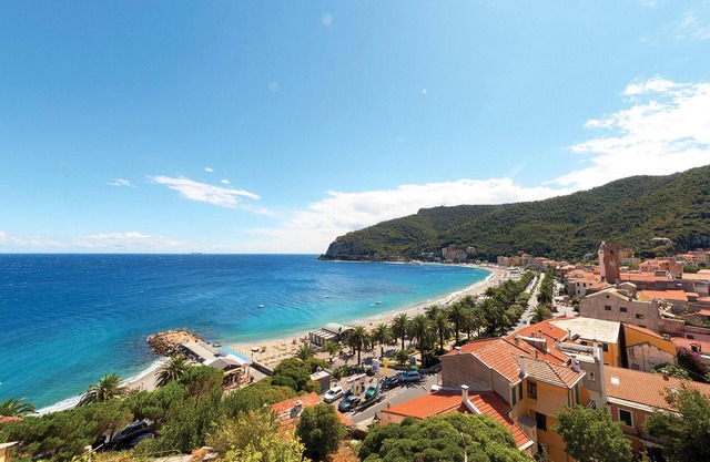 2 room accommodation in Cogoleto