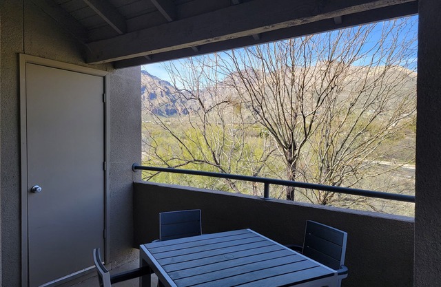 Enjoy the View of the Mystic Catalina Mountains in this large 2nd floor