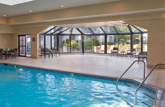 Enjoyable Stay! Pool, Pets Allowed with Fee, Close to Purgatory Creek Park!