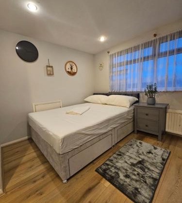 Ensuite room Family Home