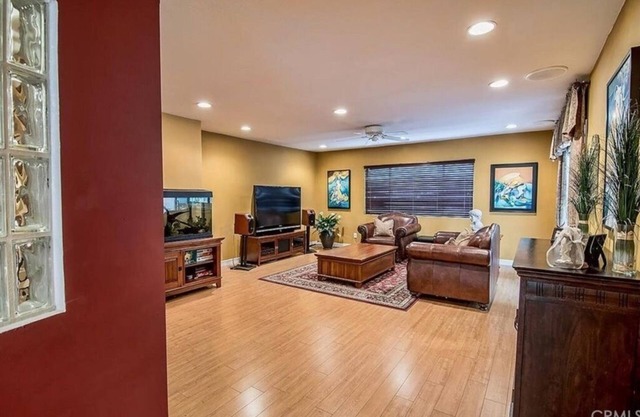 Entire 1bd Cozy Condo with Patio. Fully furnished
