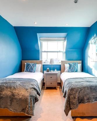 Entire 2 Bed Flat Contractors Families and Relocators