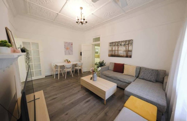 Entire 3 bedroom guest suite in Burwood