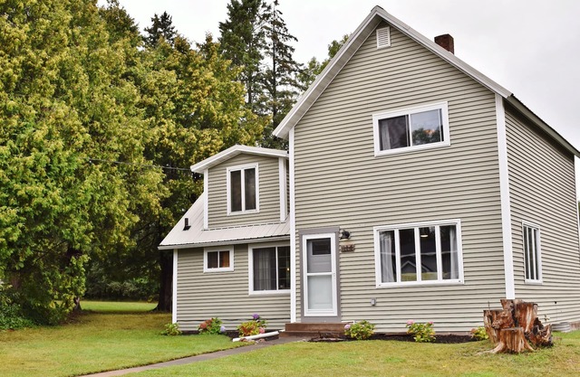 Driftwood Cottage: Bayfield County Wisconsin