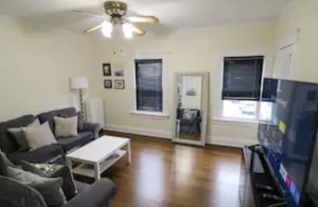 Entire 3BR Apt Near EWR & NYC