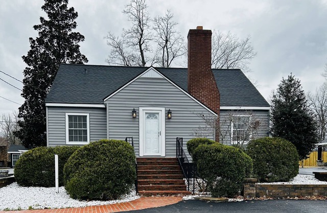 Entire beautiful home w/ great location!