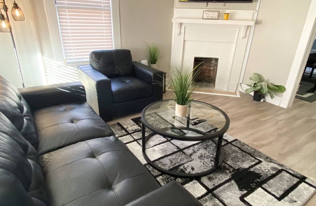 ★ Clean & Cozy Home Near ECU & Vidant Hospital ★ Business Travelers Welcomed!