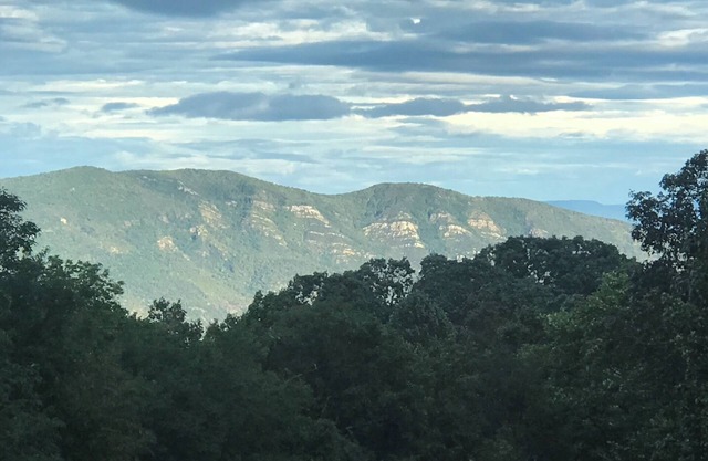 Suite entière dans la maison Edelweiss sur le Blue Ridge Parkway