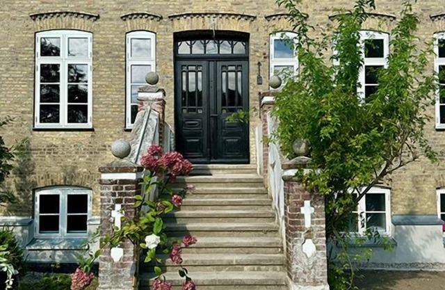 Entire Historic Captain's House - 6 Bedrooms