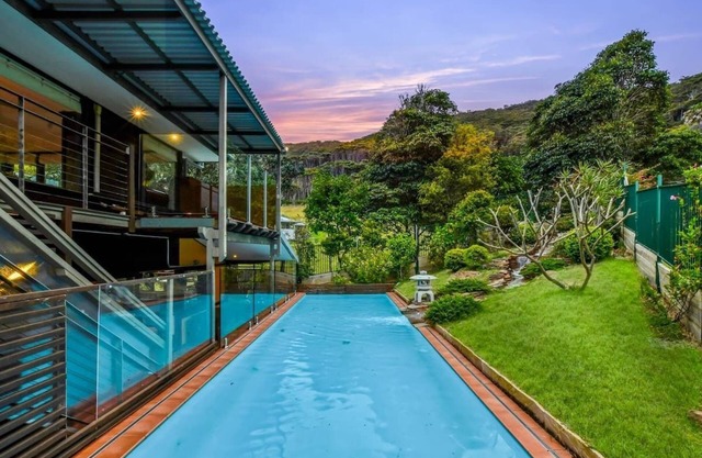 Entire home in Blueys Beach, Australia