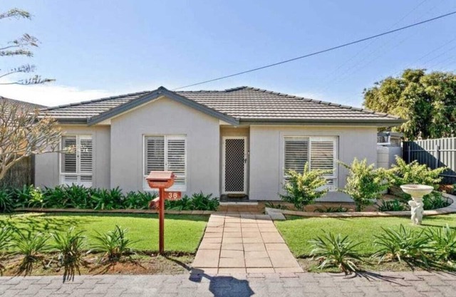 Entire House 3BR 2BTH I 2 Courtyards I Wifi