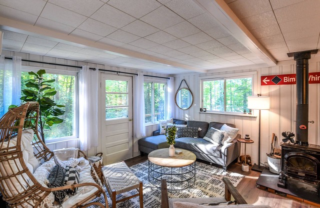 Entire Modern Cabin by the NH White Mountains, Cannon + Franconia Notch!