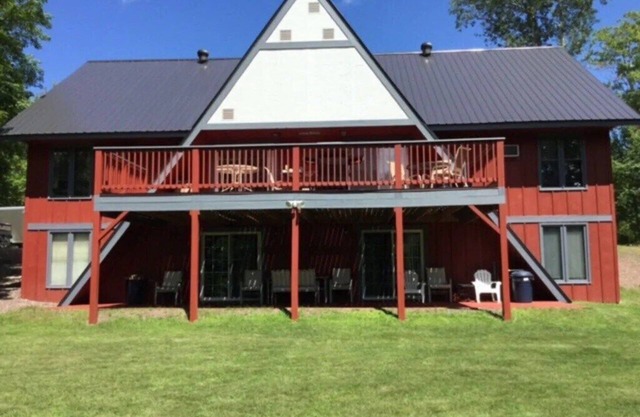 Entire Piper House Chalet