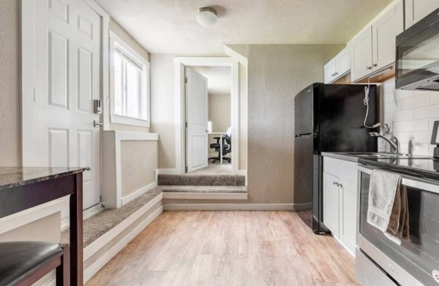 Entire Private Basement unit near Seattle/Renton