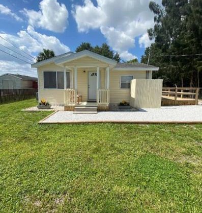Entire Punta Gorda Home Sleeps 7 Close to US-41 & I-75