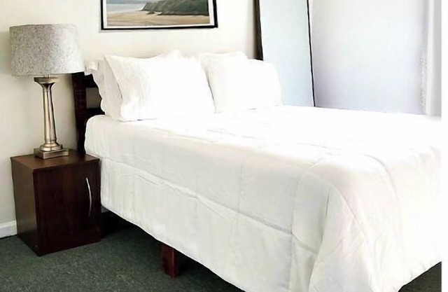 Entire Townhome Your GameDay Getaway 5Miles away from Sanford Stadium