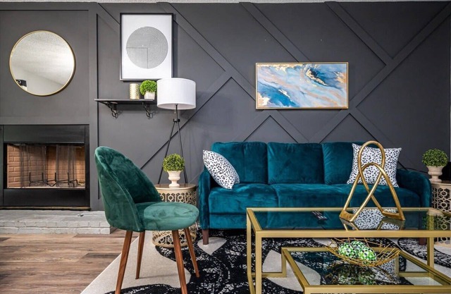 New Entire Townhouse Cozy Quiet 2B2B
