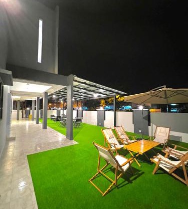 Entire Vacation Home with landscape garden