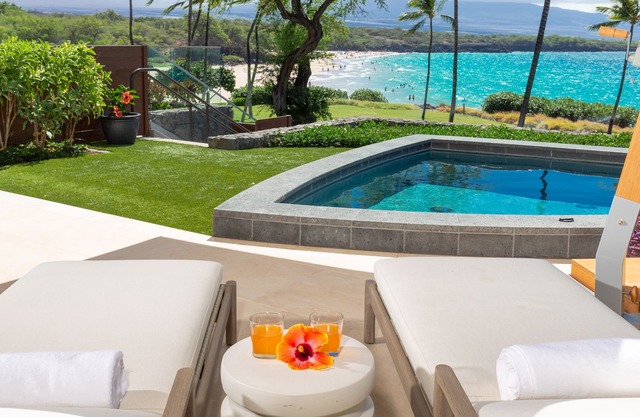 Epic Ground Floor Unit - Step onto Hapuna Beach from Large Lanai w/ Plunge Pool