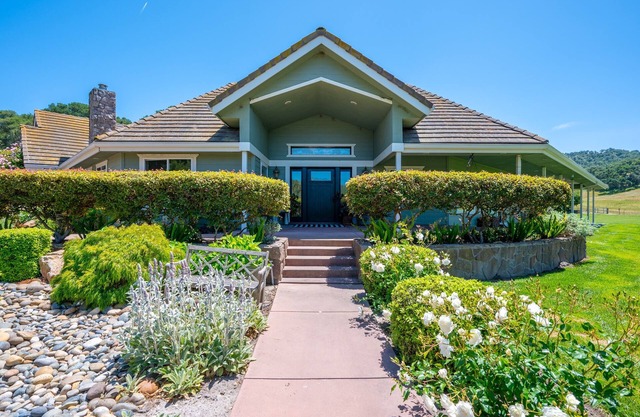 Epic Ranch Estate*Sleeps 16